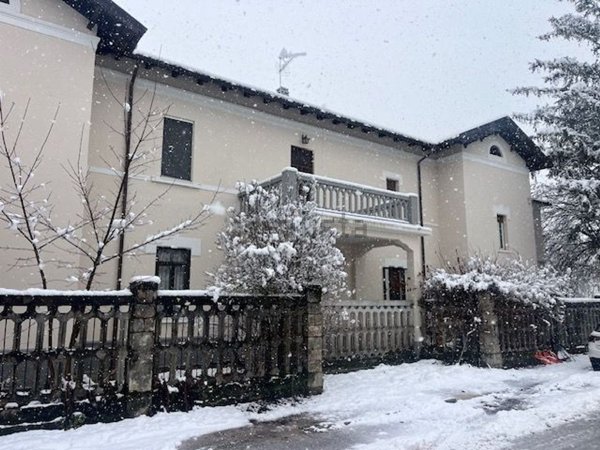 appartamento in vendita a Rocca di Mezzo