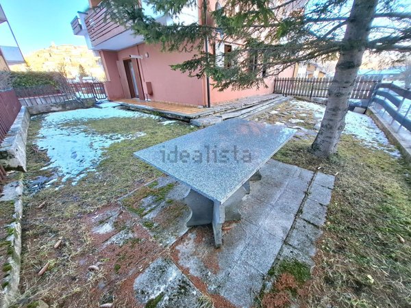 appartamento in vendita a Rocca di Mezzo in zona Rovere