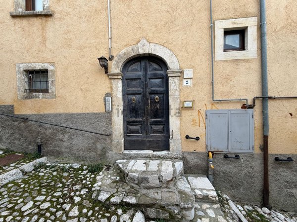 appartamento in vendita a Rocca di Mezzo