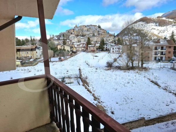 appartamento in vendita a Rocca di Mezzo in zona Rovere