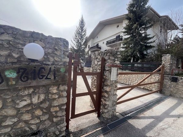 appartamento in vendita a Rocca di Mezzo