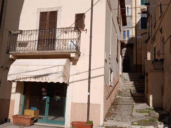 appartamento in vendita a Rocca di Mezzo