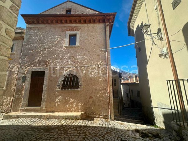 appartamento in vendita a Rocca di Mezzo