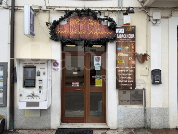 negozio in vendita a Rocca di Mezzo