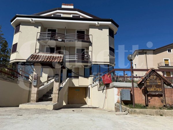 appartamento in vendita a Rocca di Mezzo