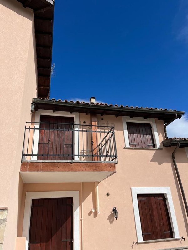 appartamento in vendita a Rocca di Mezzo