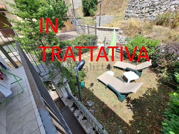 appartamento in vendita a Rocca di Mezzo in zona Terranera