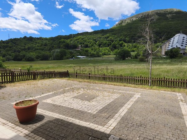 appartamento in vendita a Rocca di Mezzo in zona Rovere