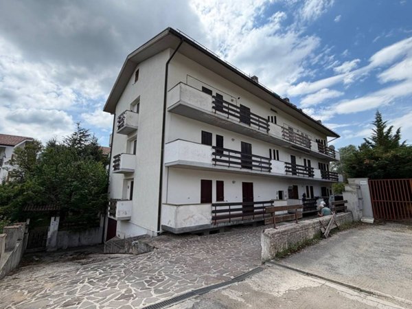 appartamento in vendita a Rocca di Mezzo