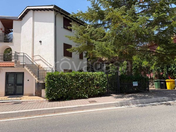 appartamento in vendita a Rocca di Mezzo