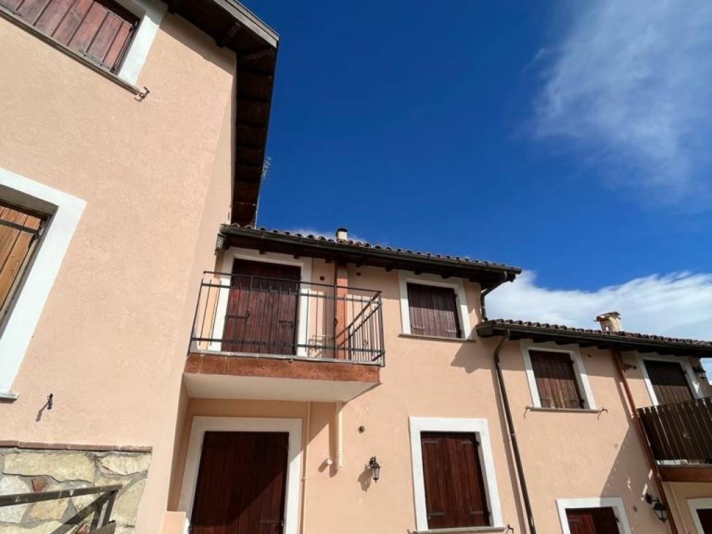 appartamento in vendita a Rocca di Mezzo