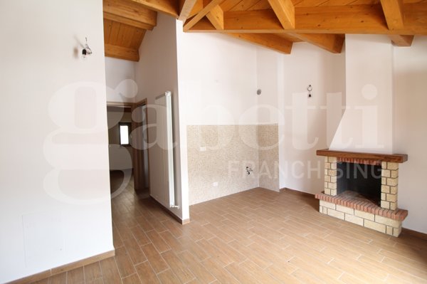 appartamento in vendita a Rocca Pia