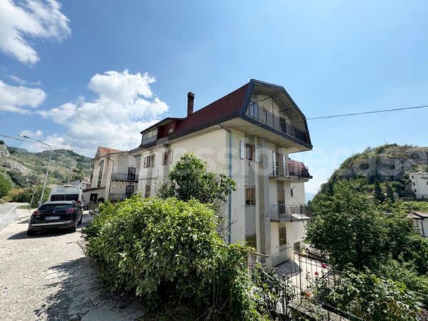 appartamento in vendita a Roccaraso in zona Pietransieri