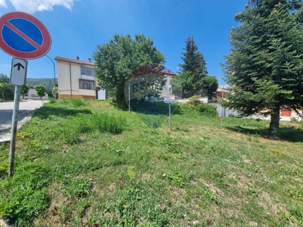 terreno edificabile in vendita a Roccaraso