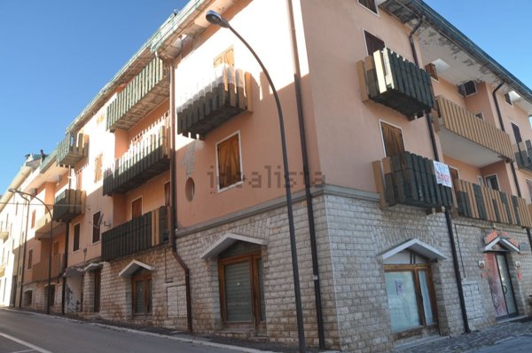 locale commerciale in vendita a Roccaraso