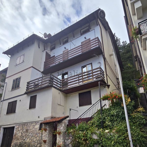 appartamento in vendita a Roccaraso