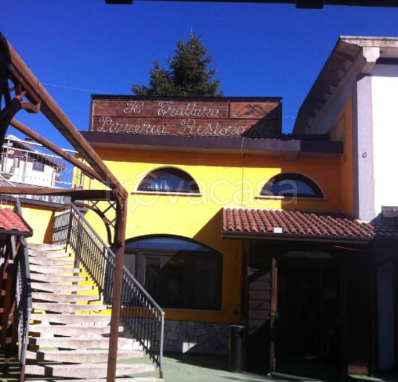 negozio in vendita a Roccaraso in zona Pietransieri