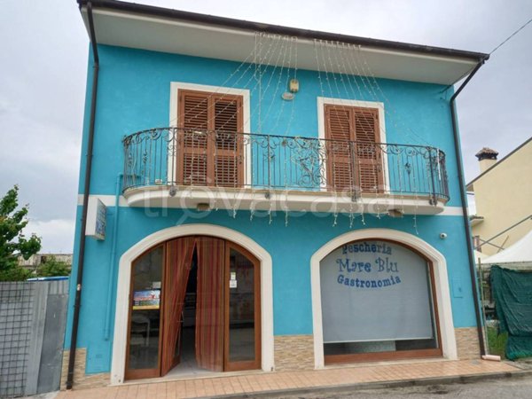 casa indipendente in vendita a San Benedetto dei Marsi