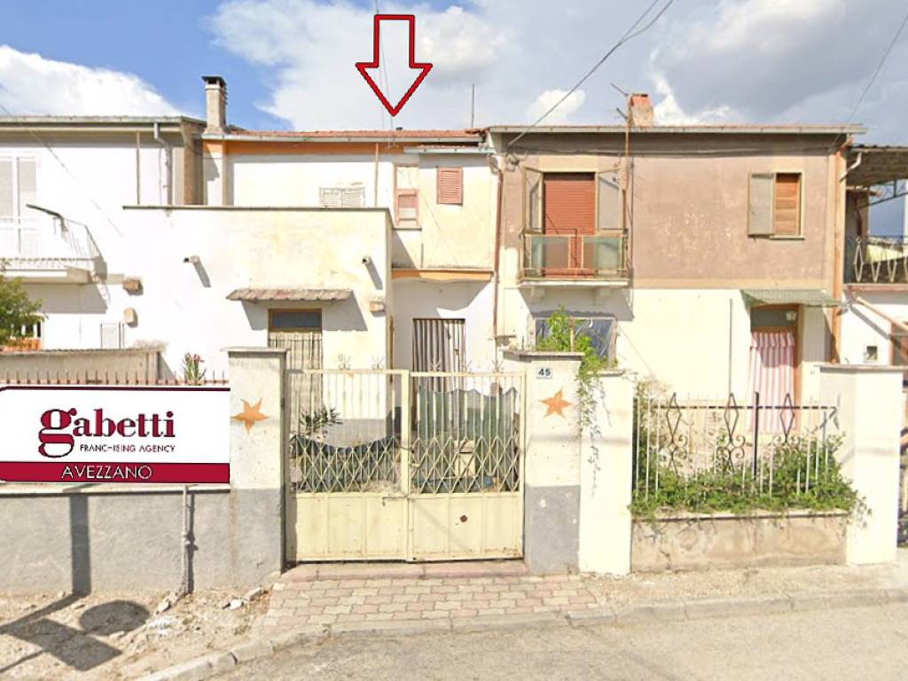 casa indipendente in vendita a San Benedetto dei Marsi