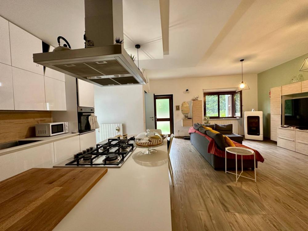 casa indipendente in vendita a San Demetrio ne' Vestini