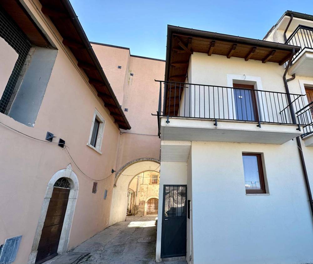 casa indipendente in vendita a San Demetrio ne' Vestini