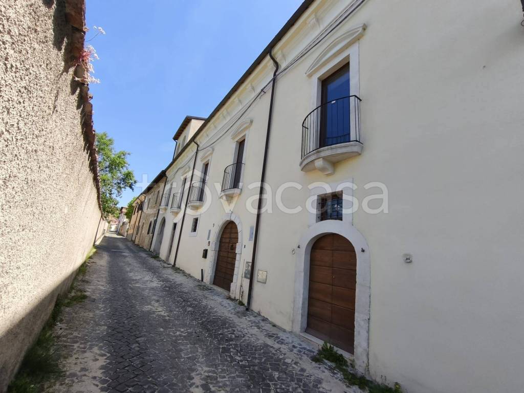 casa indipendente in vendita a San Demetrio ne' Vestini in zona Collarano