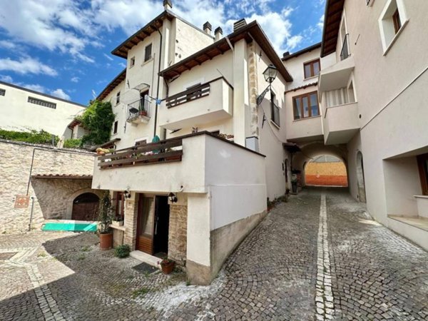 casa indipendente in vendita a San Demetrio ne' Vestini