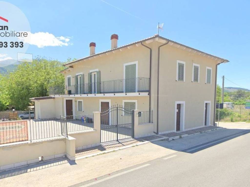 negozio in vendita a San Demetrio ne' Vestini