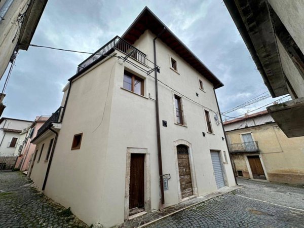 casa indipendente in vendita a San Demetrio ne' Vestini in zona Cavantoni
