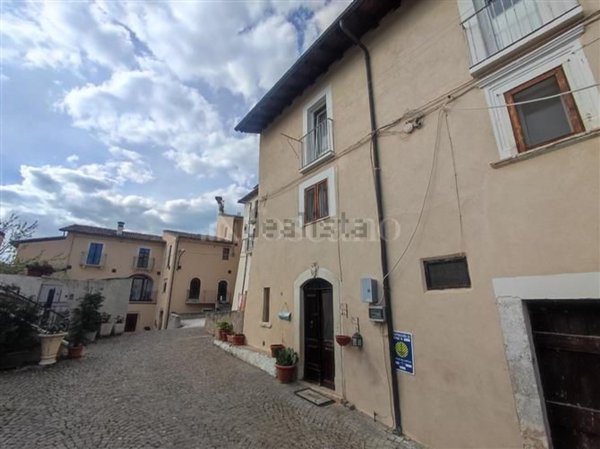 esavano in vendita a San Pio delle Camere