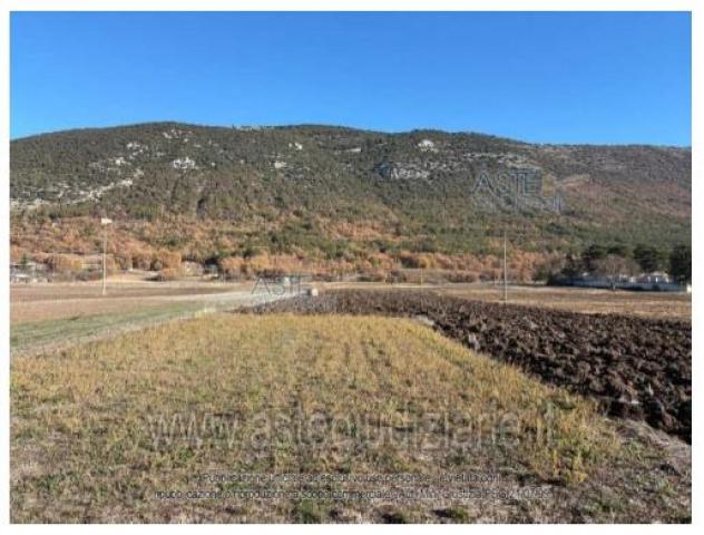 terreno edificabile in vendita a San Pio delle Camere
