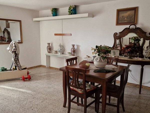 appartamento in vendita a Sante Marie in zona Santo Stefano
