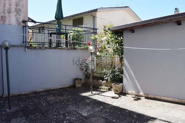 casa indipendente in vendita a Sante Marie in zona Santo Stefano