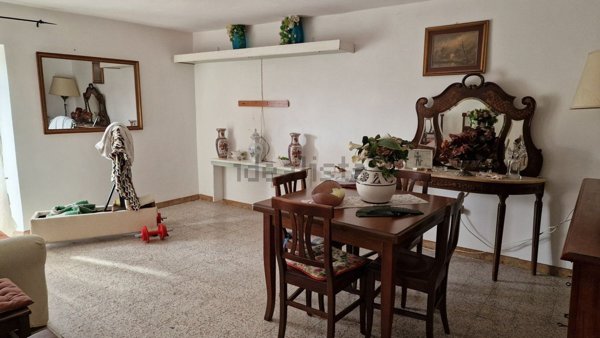 casa indipendente in vendita a Sante Marie in zona Santo Stefano