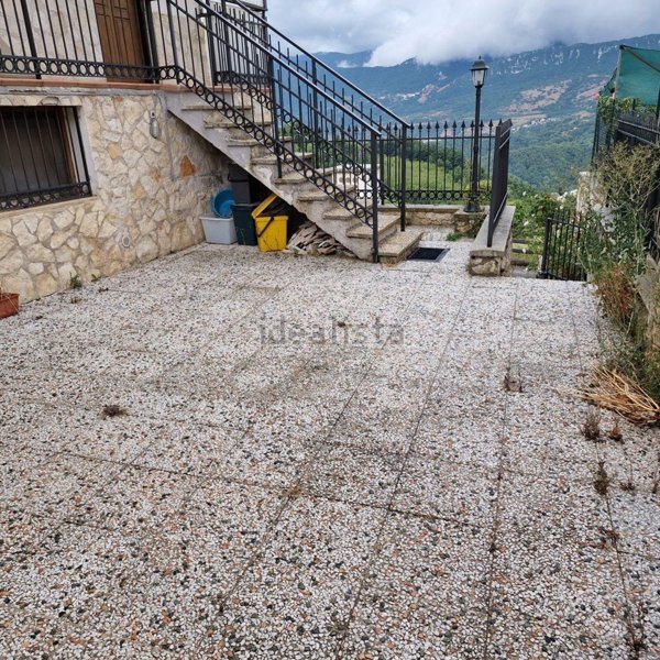 appartamento in vendita a Sante Marie in zona Santo Stefano
