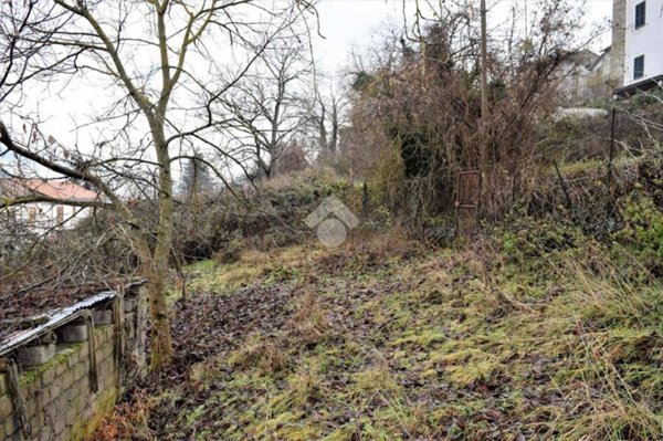 terreno edificabile in vendita a Sante Marie in zona San Giovanni