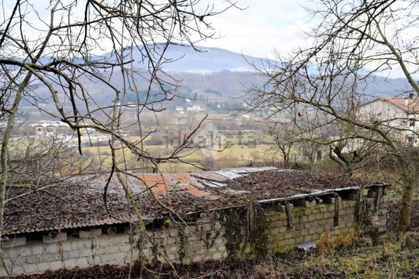 terreno edificabile in vendita a Sante Marie in zona San Giovanni