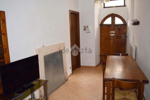 casa semindipendente in vendita a Sante Marie in zona San Giovanni