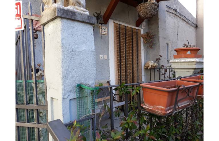 appartamento in vendita a Sante Marie in zona San Giovanni