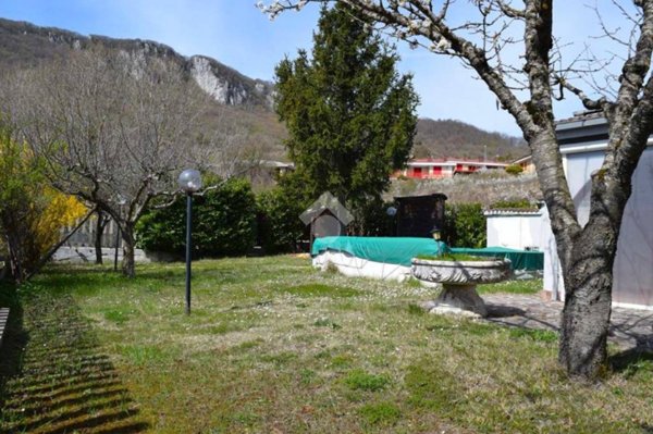 casa indipendente in vendita a Sante Marie