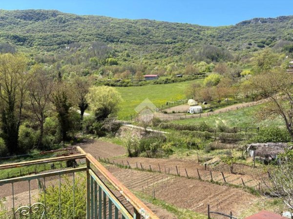 appartamento in vendita a Sante Marie in zona San Giovanni