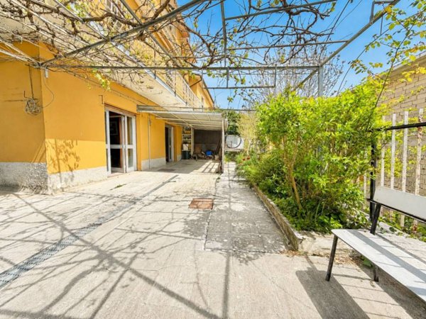 casa indipendente in vendita a Sante Marie