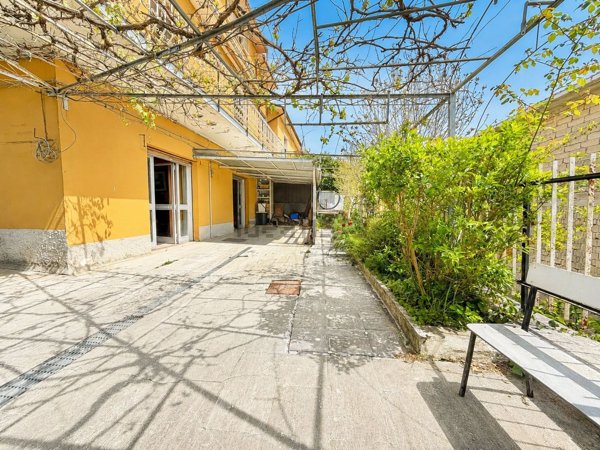 casa indipendente in vendita a Sante Marie