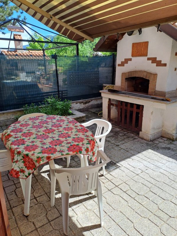 appartamento in vendita a Sante Marie in zona San Giovanni