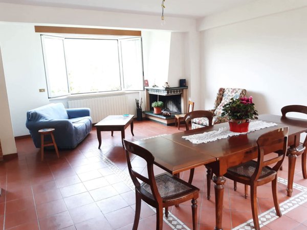 casa indipendente in vendita a Sante Marie in zona San Giovanni