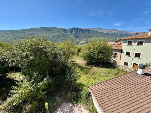 casa indipendente in vendita a Sant'Eusanio Forconese