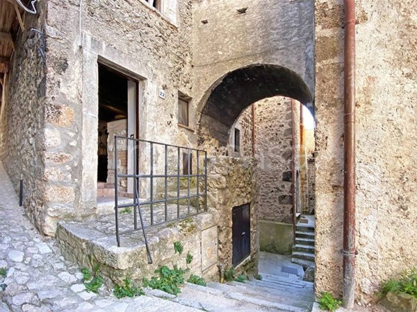 monolocale in vendita a Santo Stefano di Sessanio