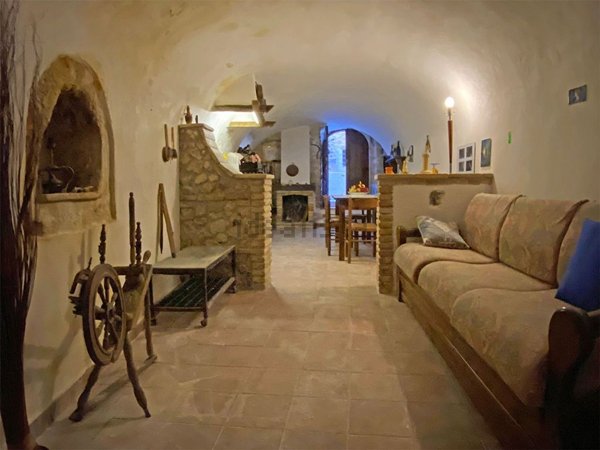 appartamento in vendita a Santo Stefano di Sessanio