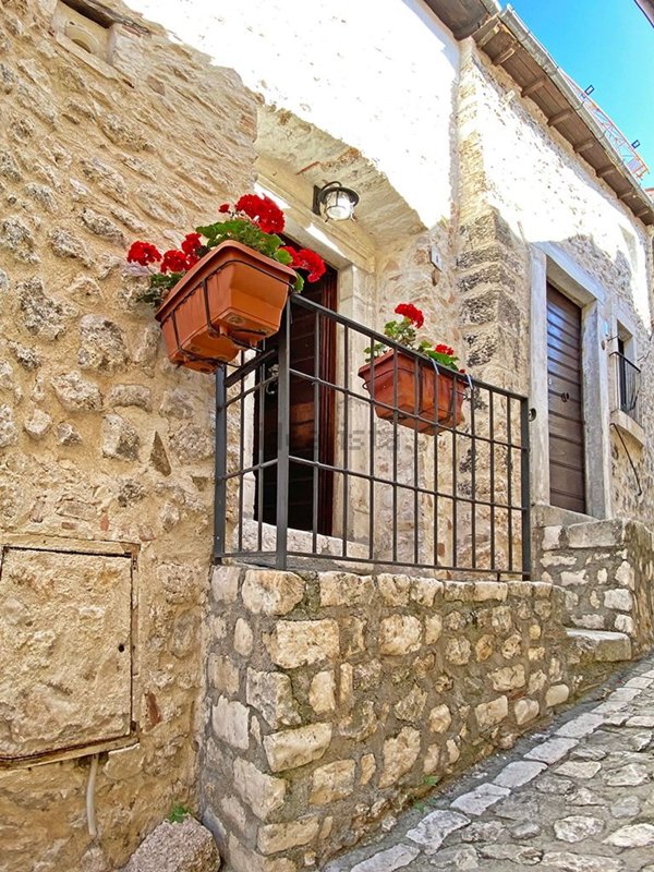 appartamento in vendita a Santo Stefano di Sessanio