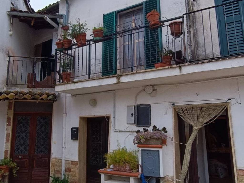 appartamento in vendita a San Vincenzo Valle Roveto
